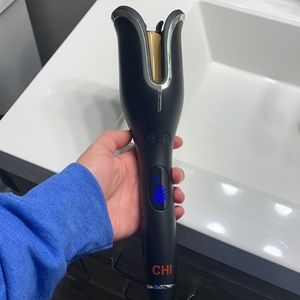 Chi Spin N Curl curling iron. Used once and in great condition. Like new.